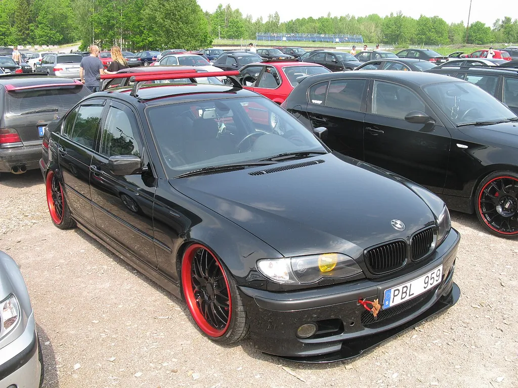 BMW 320I · 2ª geração · 2001–2006
