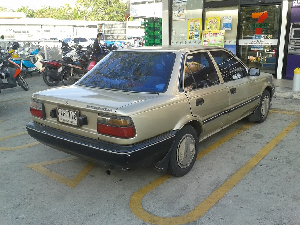 Toyota Corolla · 1ª geração · 1993–1997