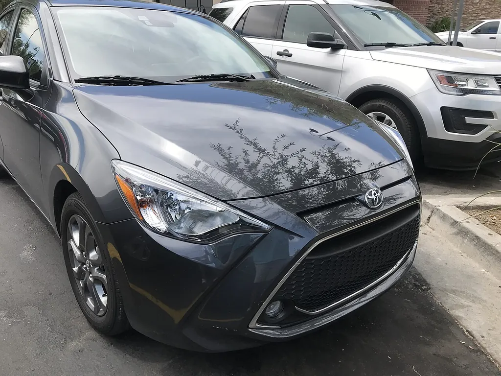 Toyota Yaris Sedan · 1ª geração · 2019–2025
